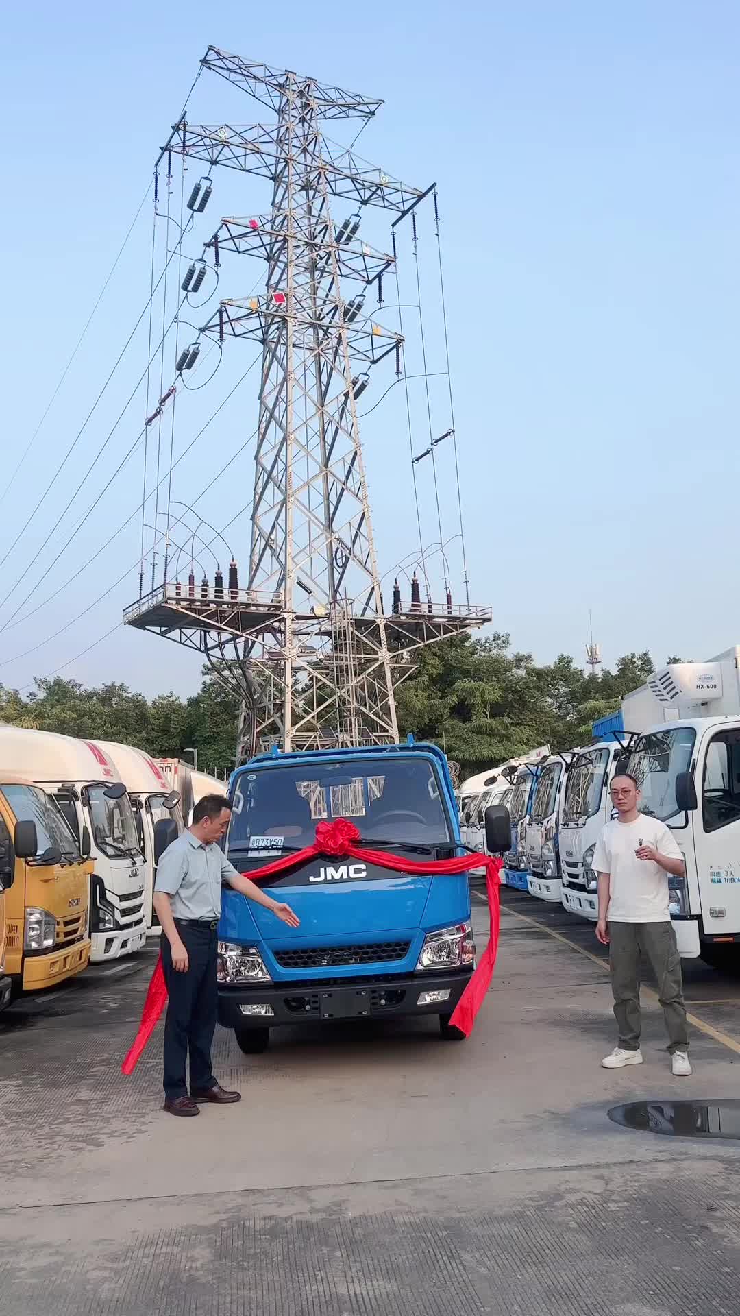 江铃顺达小卡《生活本无解，去热爱、去感受》