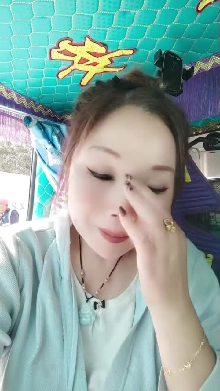 一口气开了1300多公里，说不累那是假的，累才是正常的，现在我只想回家睡觉