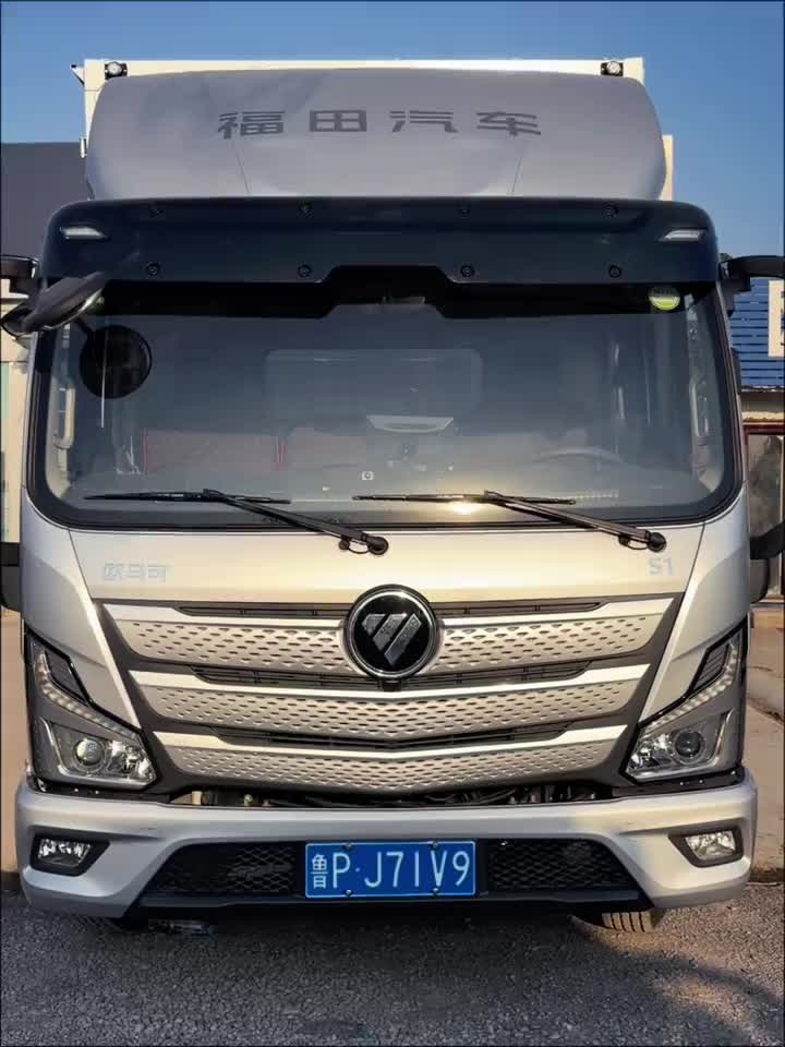 恭喜老板喜提欧马可六开门箱车一台，