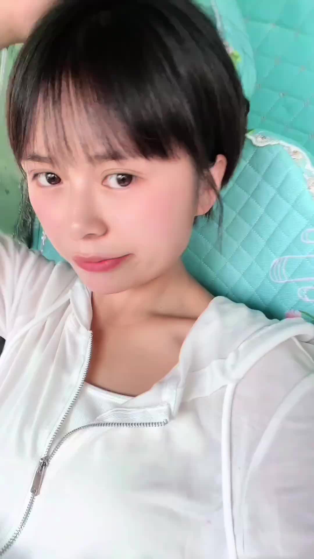 不在其位 不知其受 世界上哪来的那么多感同身受呢 卡车女司机 记录卡车生活