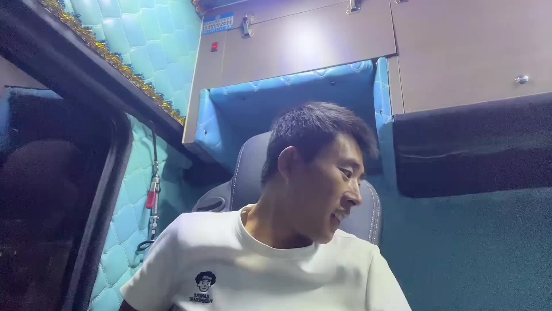 这回可真是找了个倒短的货,出发张北县,休息不好就成睡过头的绿通了卡车司机 卡车司机的日常 一人一车一世界 记录真实生活