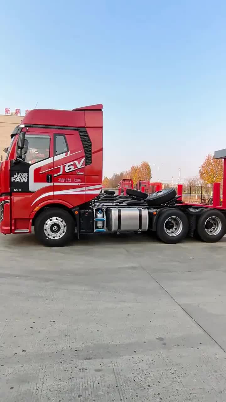 重卡牵引头，需要注意动力，配置，油耗和空间，最主要的还有价格，符合您的需求才是高性价比的车～～每天推荐好车 重卡 一汽解放