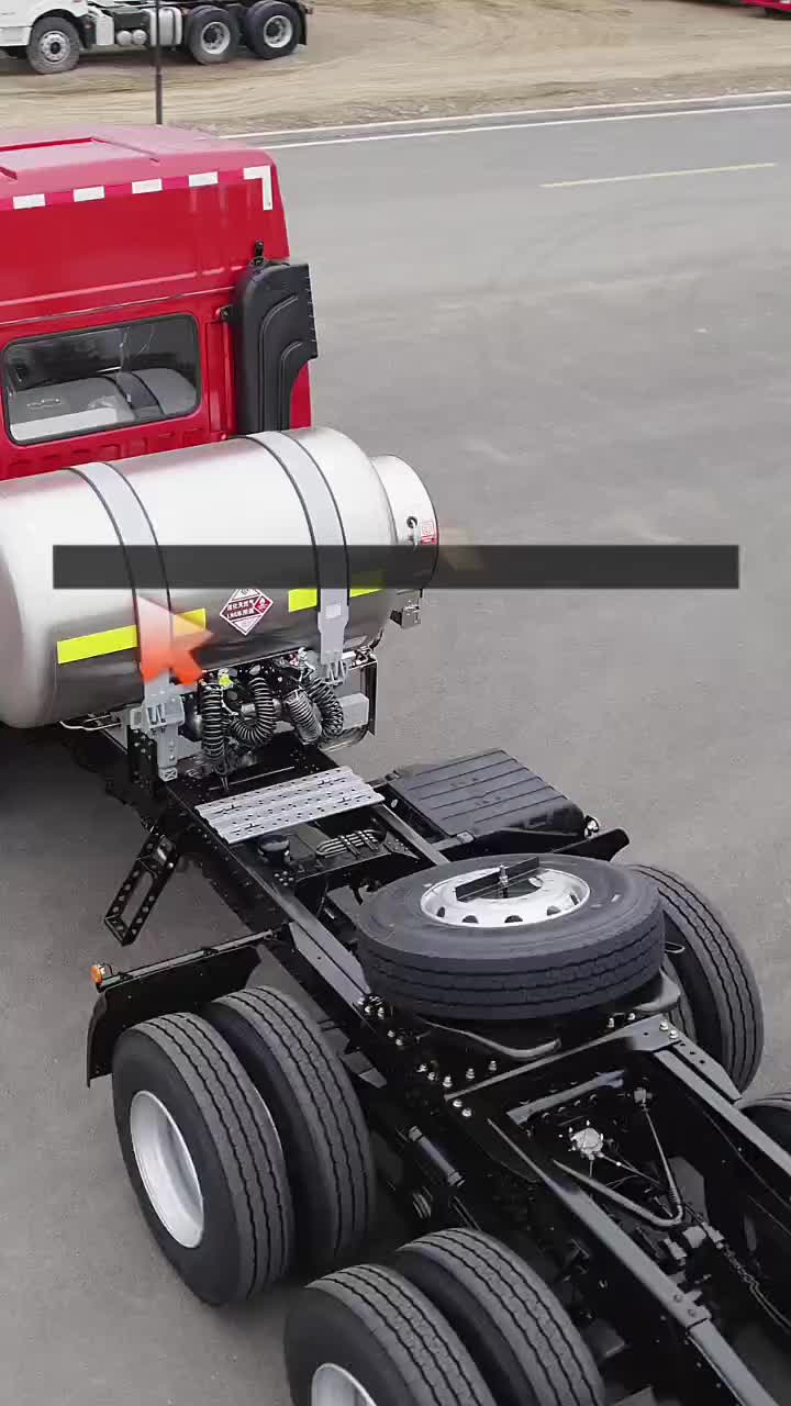 解放JH5 LNG牵引车，颜值、性能都拉满！ 燃气畅运致富路 比油省比电远