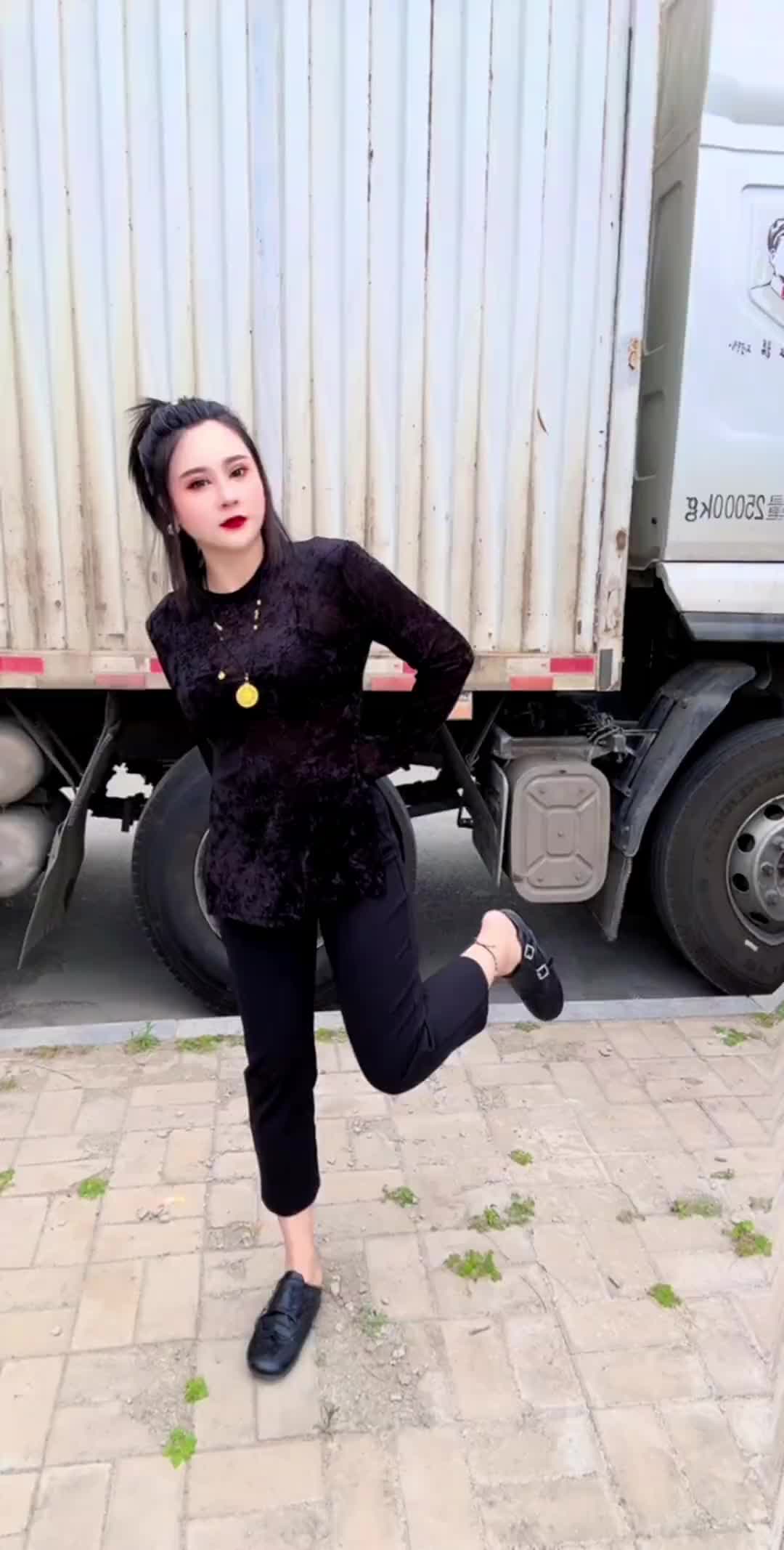 用抖音记录卡车生活 记录卡车生活每一天 卡车人