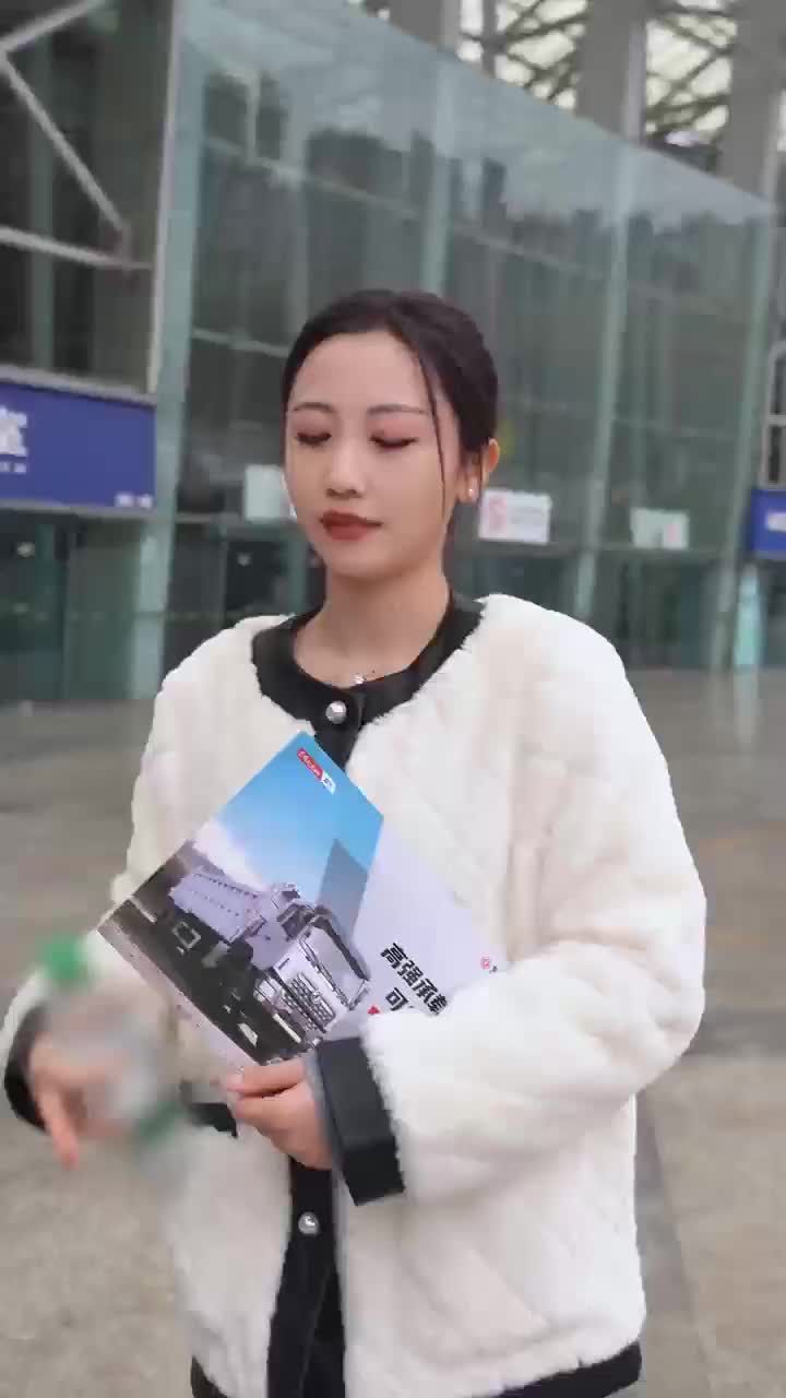 销冠tip：将适合的车推给合适的客户，精准满足卡友所需！金蛇迎新春东风好运盈 可靠东风温暖寒冬 工程车 东风商用车