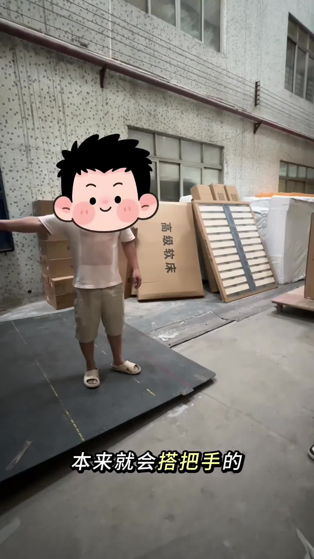 免费搭把手的定义是什么?辛苦忙碌不挣钱只为修理店做贡献 货运行业 货运人的心酸 开货车的男人 运满满 省省