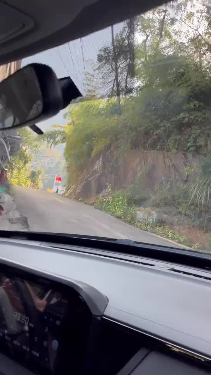 @中国重汽轻型汽车 先锋官V中国重汽中国重汽先锋官v测评