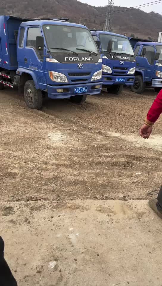 求购时代金刚蓝牌大轮，3.8米车厢，有意者联系我