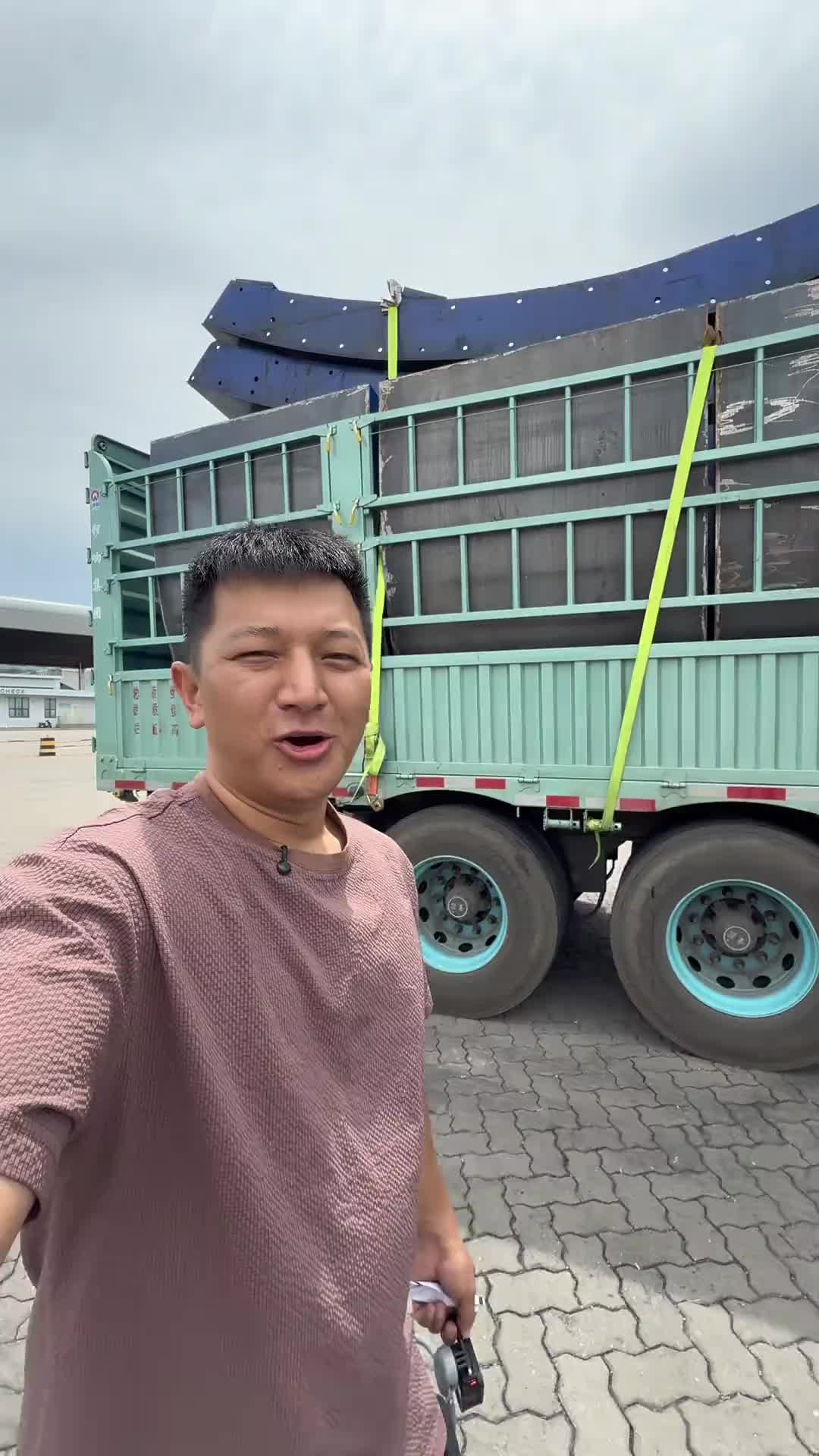 坐船去海南两个小时消费2500百多，付钱的时候心都在滴血。