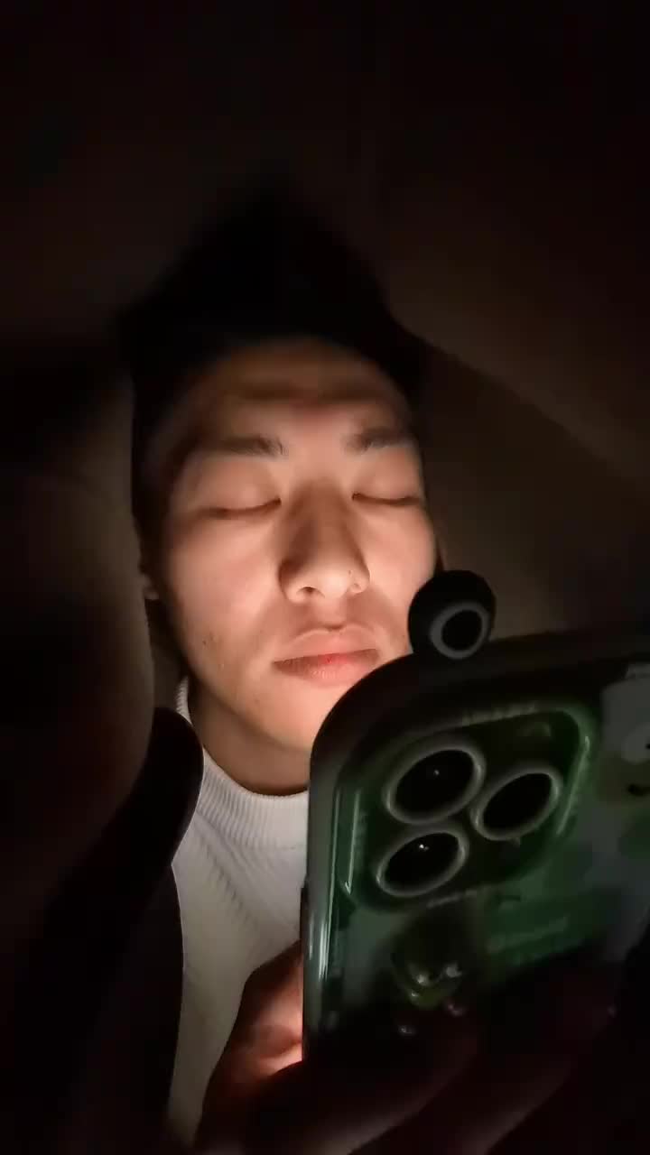 欧航R系列 7.0L超级中卡全新外观 一眼心动宽奢座舱 自在驾驭以澎湃动力护您一路生财坦途福田欧航·专业节能超级中卡 卡车
