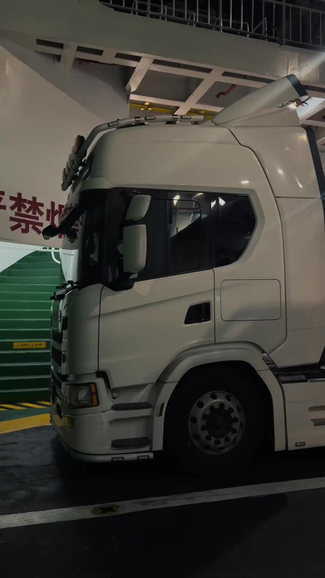 我发誓，再也不来海南了 开货车的纯爷们