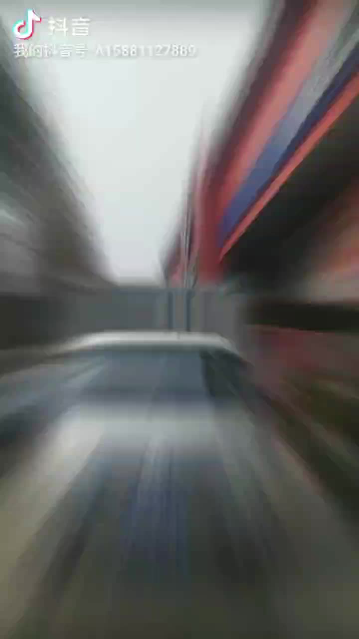 翼开启箱式货车，摆摊神器