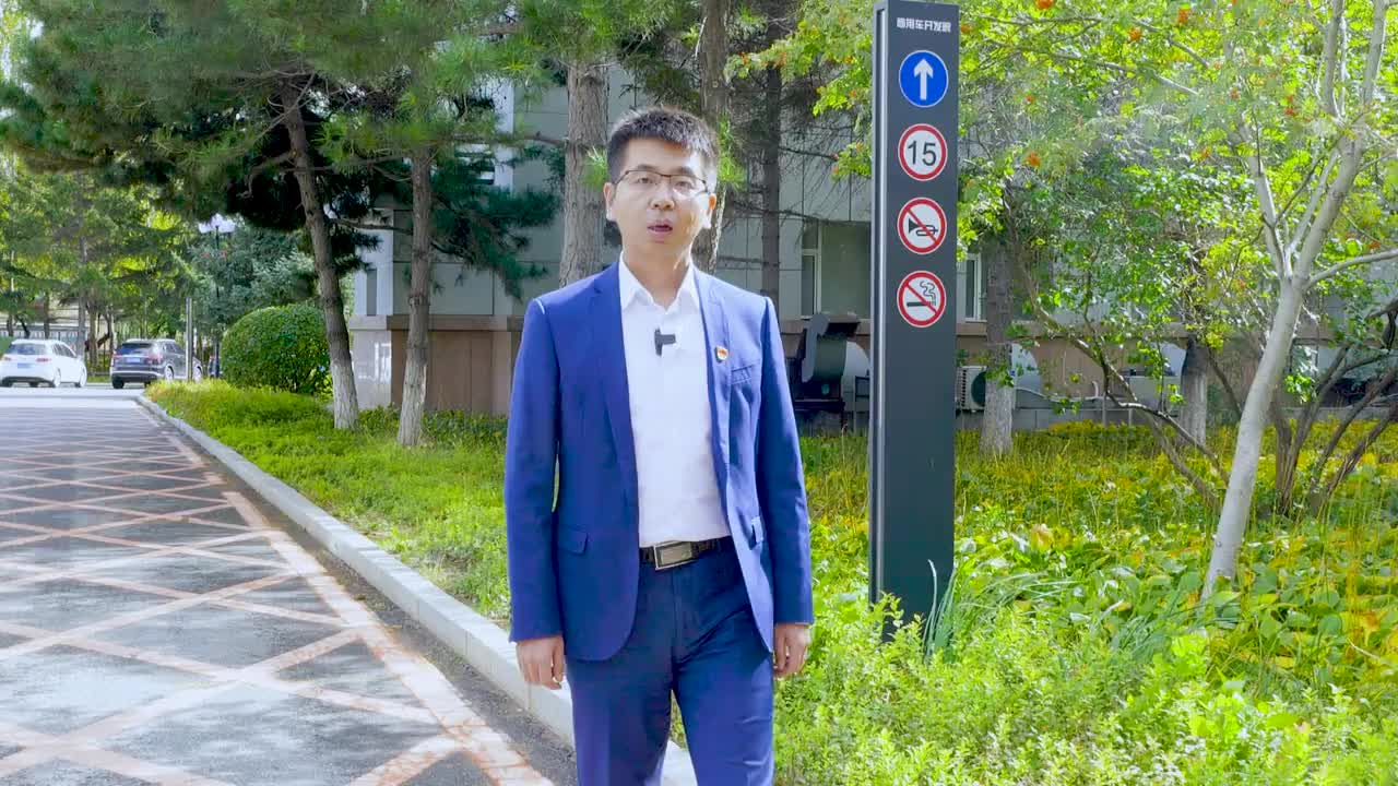 干货直说，裴你选车！面对煤炭、钢厂、砂石料运输买哪辆？J6L换电牵引车是首选！多样购车方案随你选，轻松购车so easy！J6