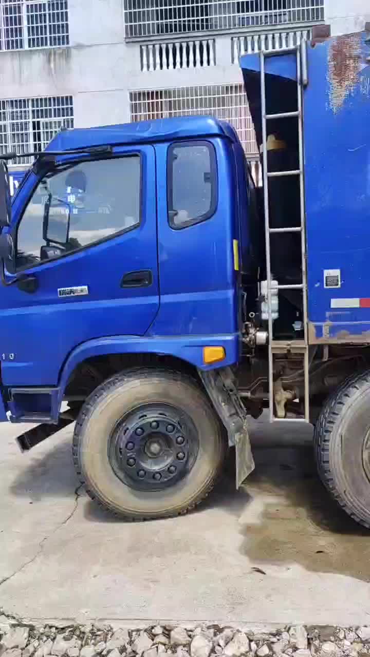 换了刹车片两个刹车分泵后轮刹车还是会抱死，刹车不会回什么原因