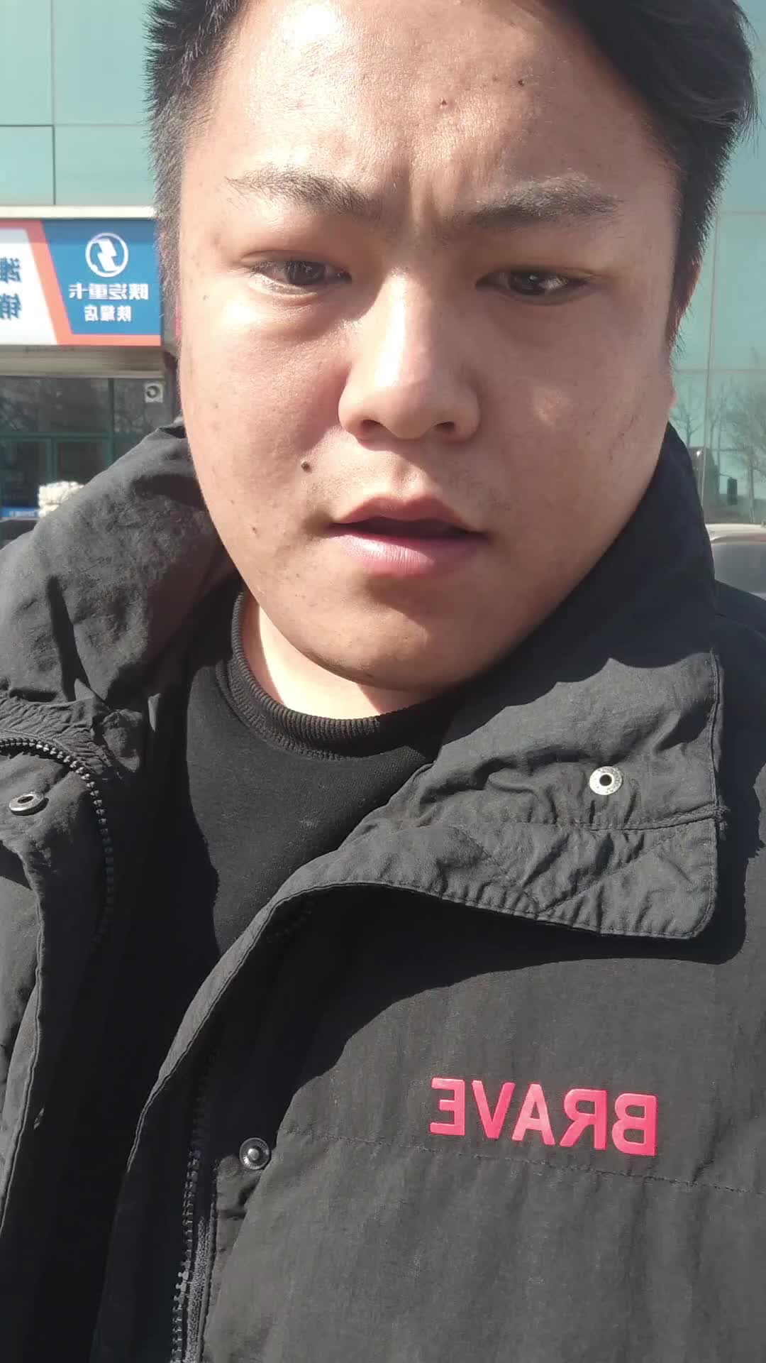 M6000    6.8米载货车纯平地板大驾驶室卡友福利车型