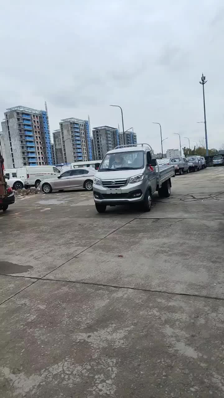 长安跨越王X3，恭喜客户喜提发财车